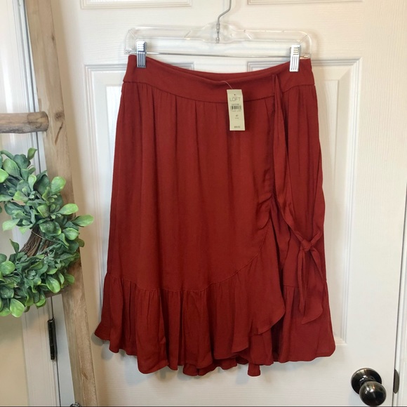 LOFT Petites Rust “Wrap Ruffle Style” Skirt - Picture 4 of 9